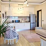 Jasmine Apartment *